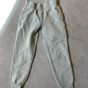 Aritzia TNA COZYAF fleece sweatpants